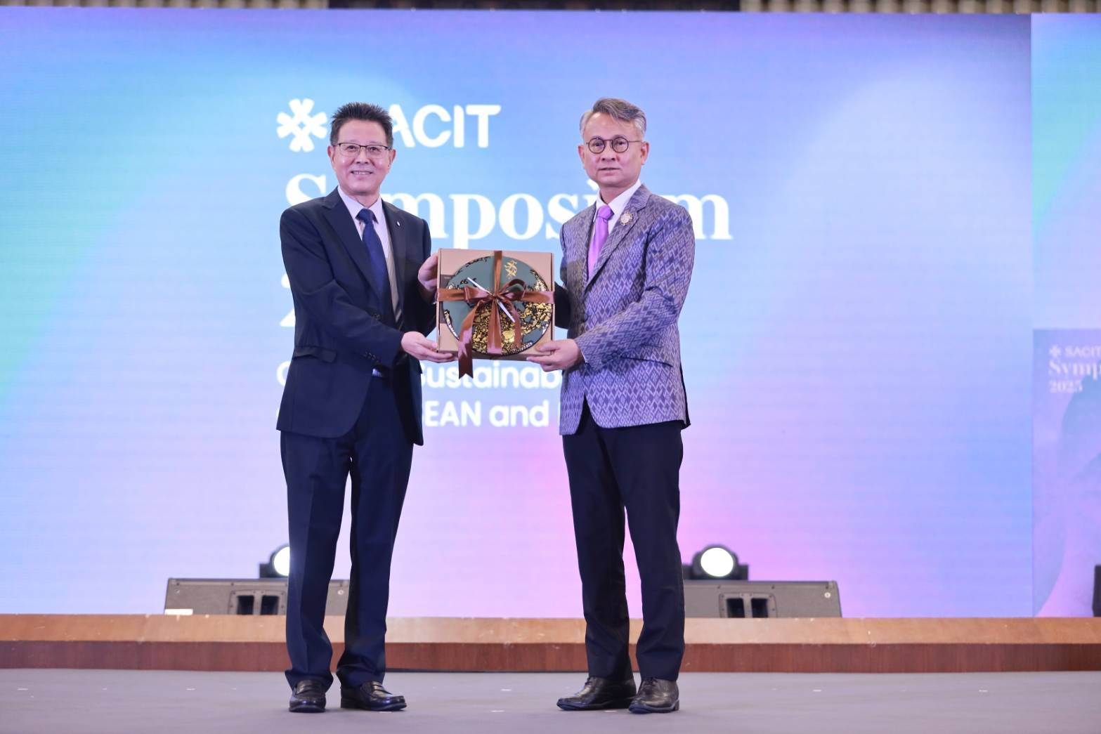 1757679612111207.jpg 7.jpg