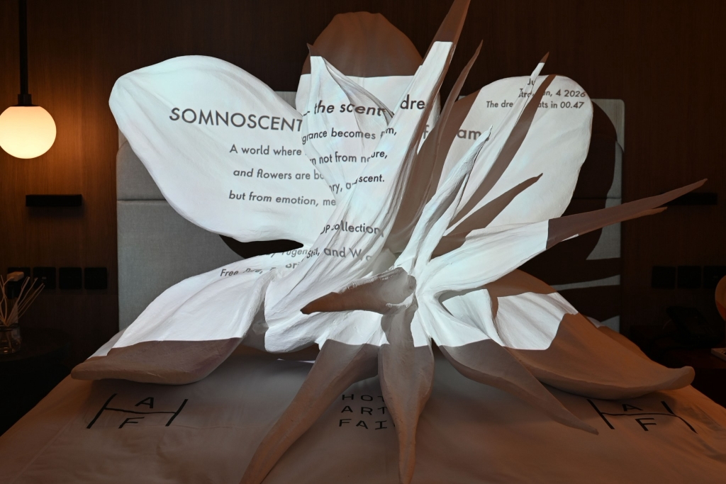 6.7_KROMO Bangkok_KROMO Curations_Hotel Art Fair.jpeg